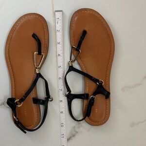 Tommy Hilfiger Black and Tan Sandals 7.5